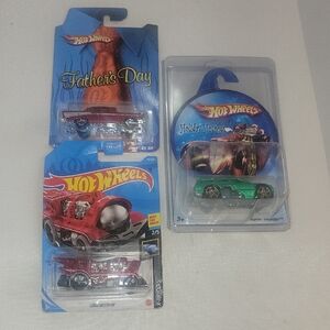 HotD Weels Die-Cast Toy Car Set - Red and Green